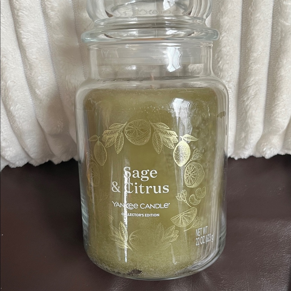 Collector’s Edition Yankee Candle Sage & Citrus Jar Candle